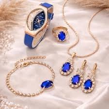 parure saphir royal dorée 5 pièces – montre, collier, bracelet, bague & boucles d'oreilles